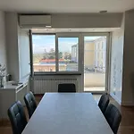Luxury Apartment House481